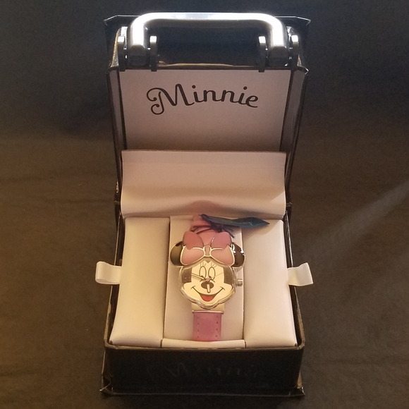 Disney Other - ADORABLE Children's Minnie Mouse Watch